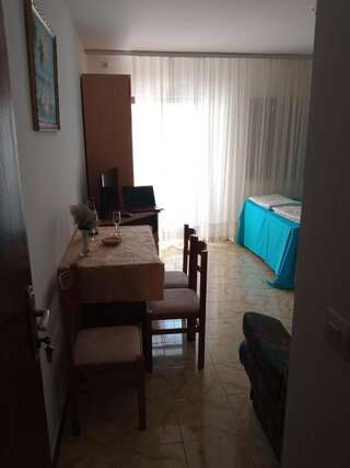 Апартаменты Villa Nebojša Будва Семейный номер-студио-9